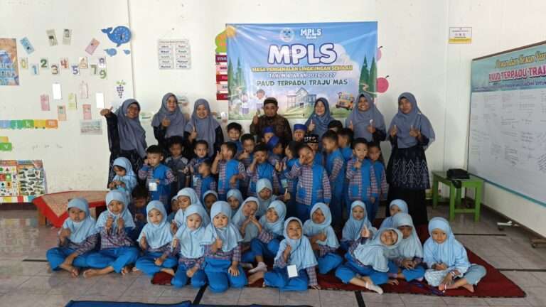 Read more about the article MPLS PAUD Terpadu Traju Mas Diawali dengan Kegiatan Pengenalan Lingkungan Sekolah yang Menyenangkan